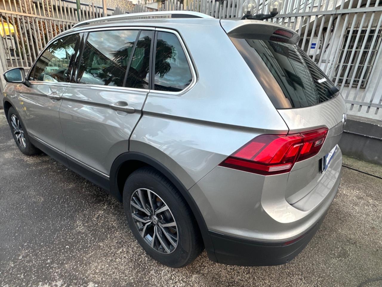 Volkswagen Tiguan 1.6 TDI SCR Business BlueMotion Technology