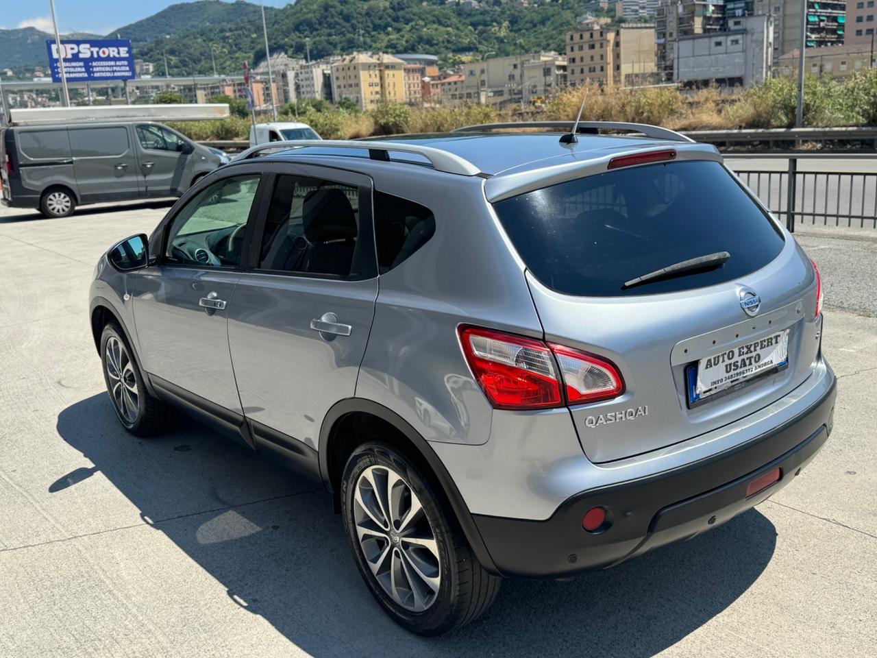 Nissan Qashqai 1.6 dCi DPF Tekna 4WD 2013