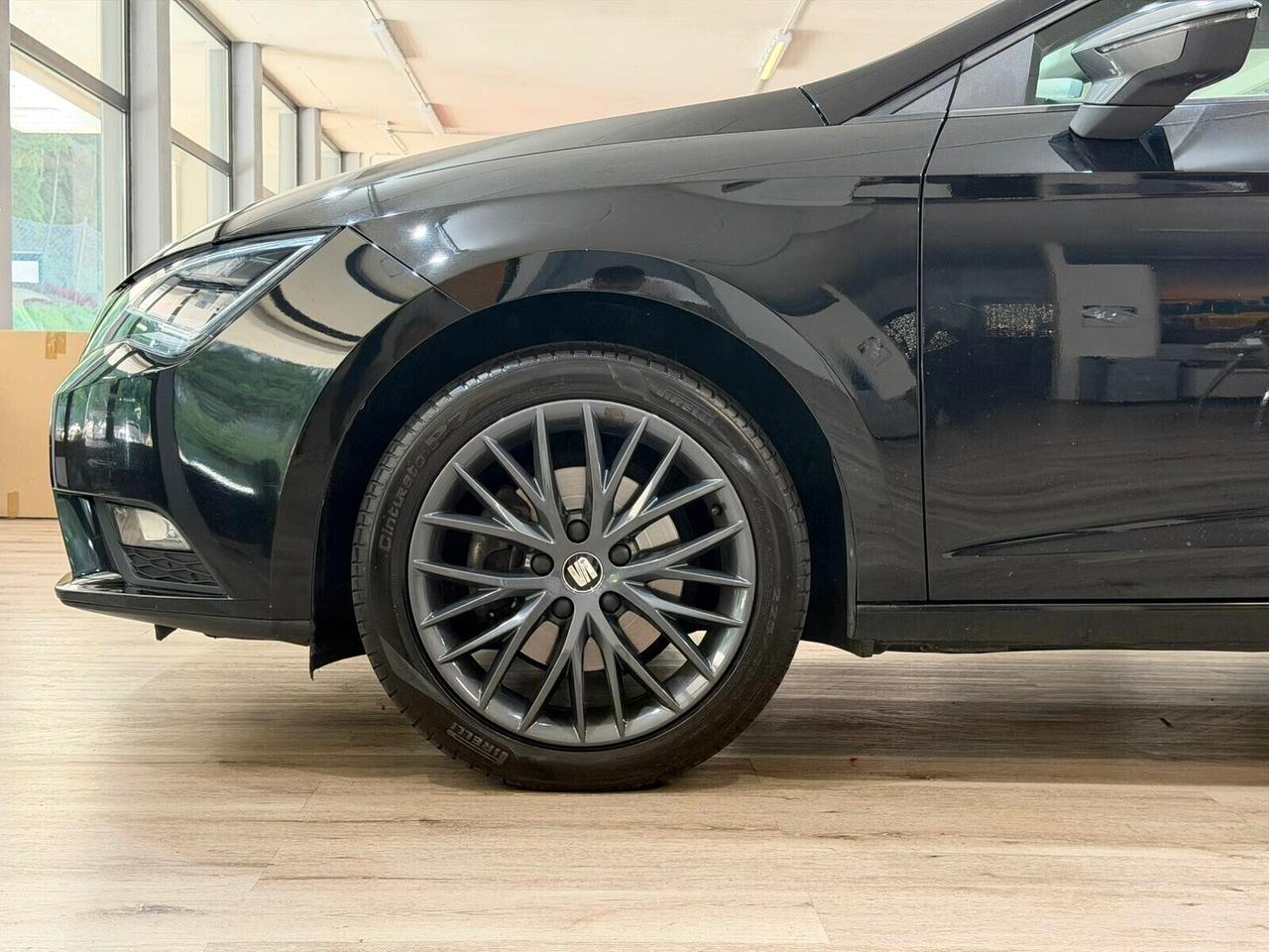 SEAT LEON 1.6 TDI 110cv 5P STYLE S&S