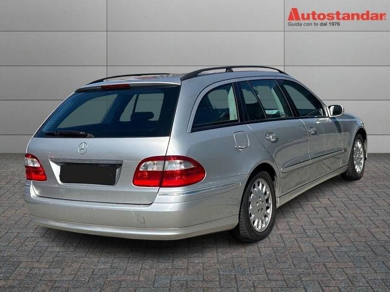 Mercedes-Benz Classe E (W/S210) 320
