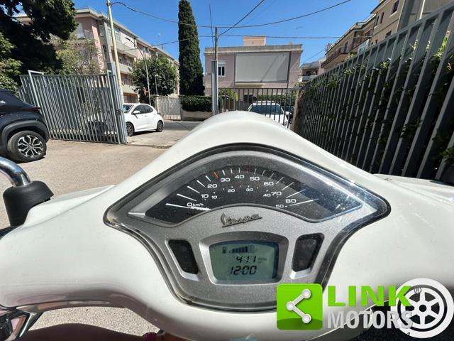 PIAGGIO Vespa 50 primavera .