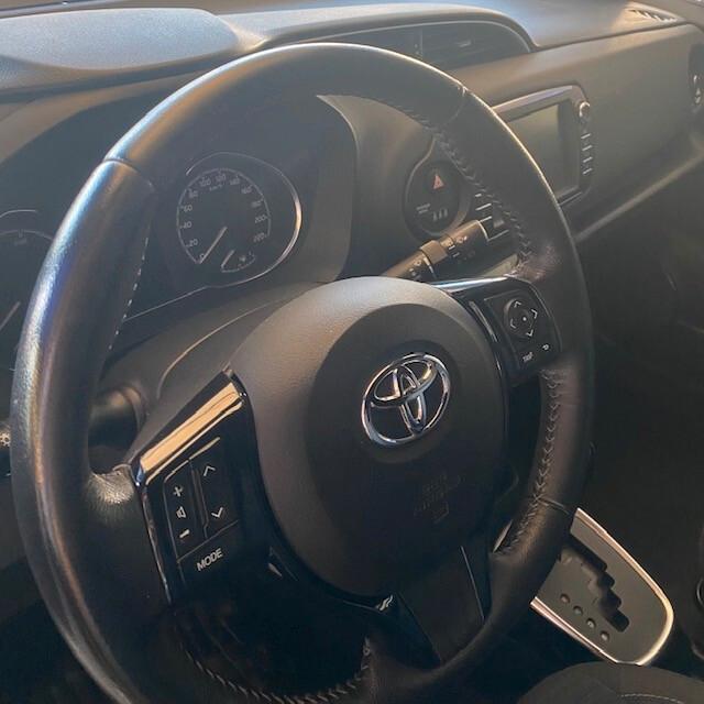 Toyota Yaris 1.5 Hybrid 5 porte Trend White Edition