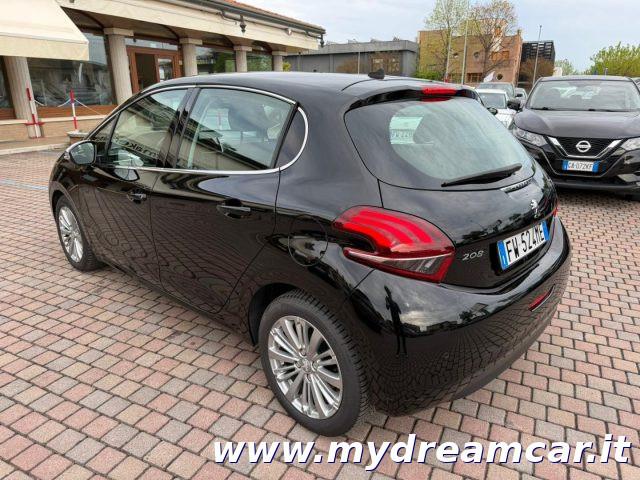 PEUGEOT 208 1° serie PureTech 82 5 porte Allure