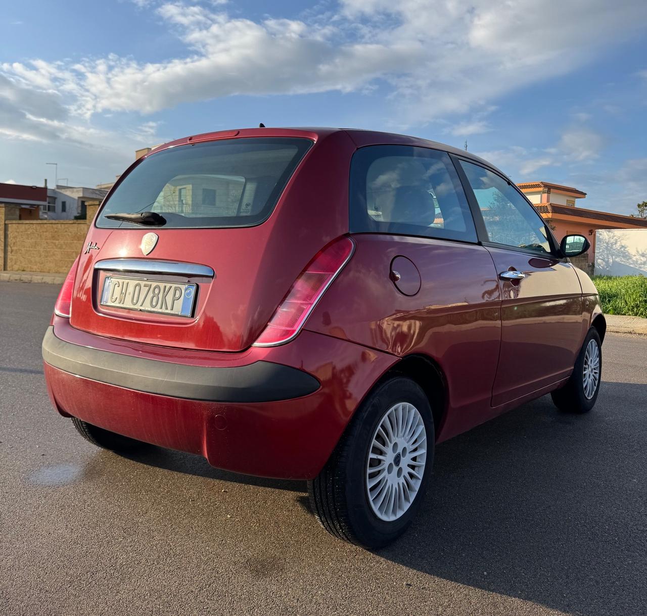 Lancia Ypsilon 1.2 16V Argento
