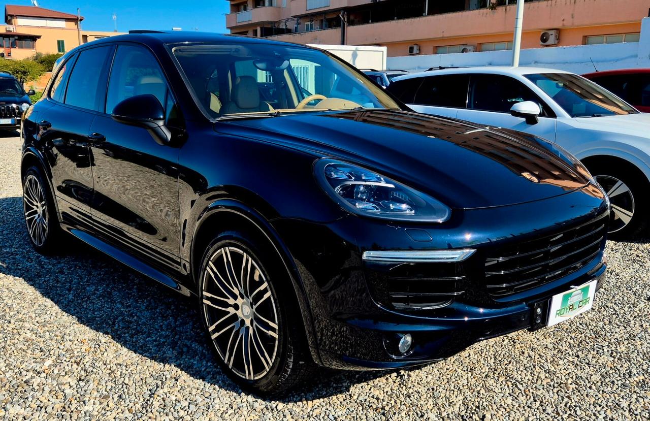Porsche Cayenne 3.0 Diesel - Tetto apribile