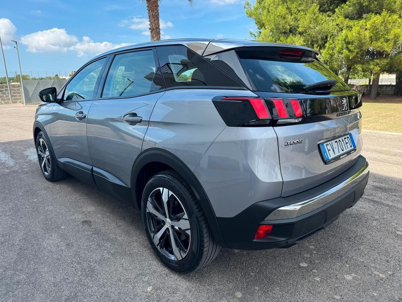 Peugeot 3008 1.5d Cambio Manuale FULL OPTIONALS