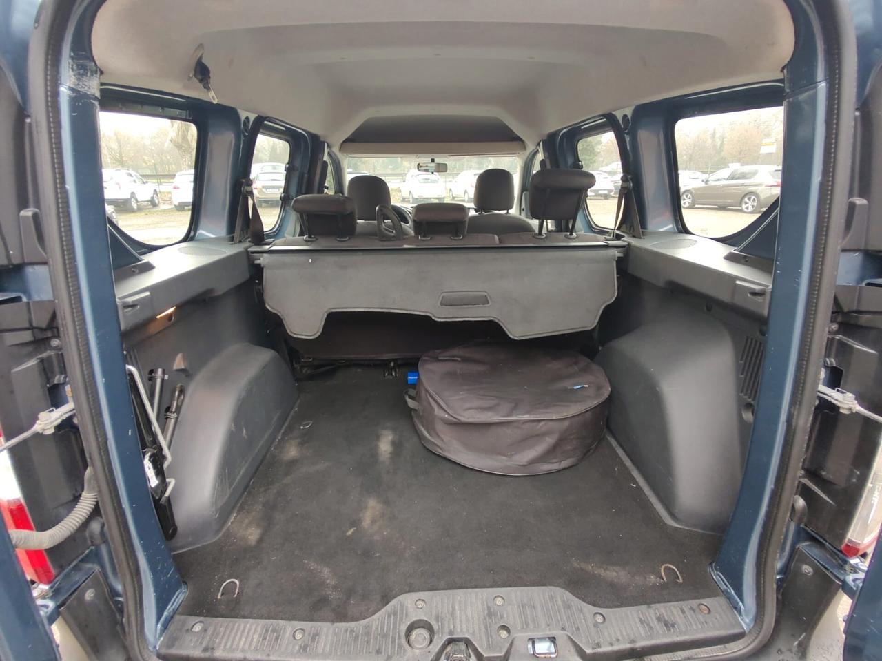 Dacia Dokker 1.6 8V 85CV Ambiance, BENZINA\GPL CON SCADENZA 2032, OK NEOPATENTATI, GARANZIA L.12 MESI