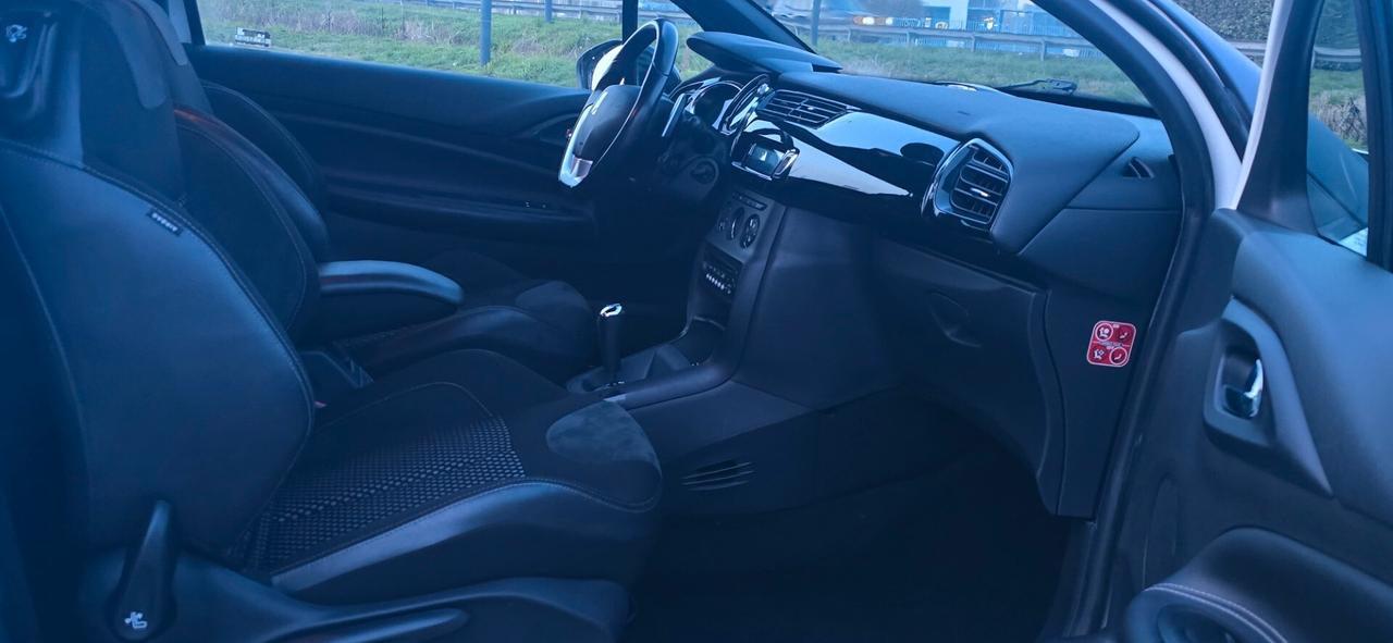 Ds DS3 3 1.4 VTi 95 CMP-5 Just Black