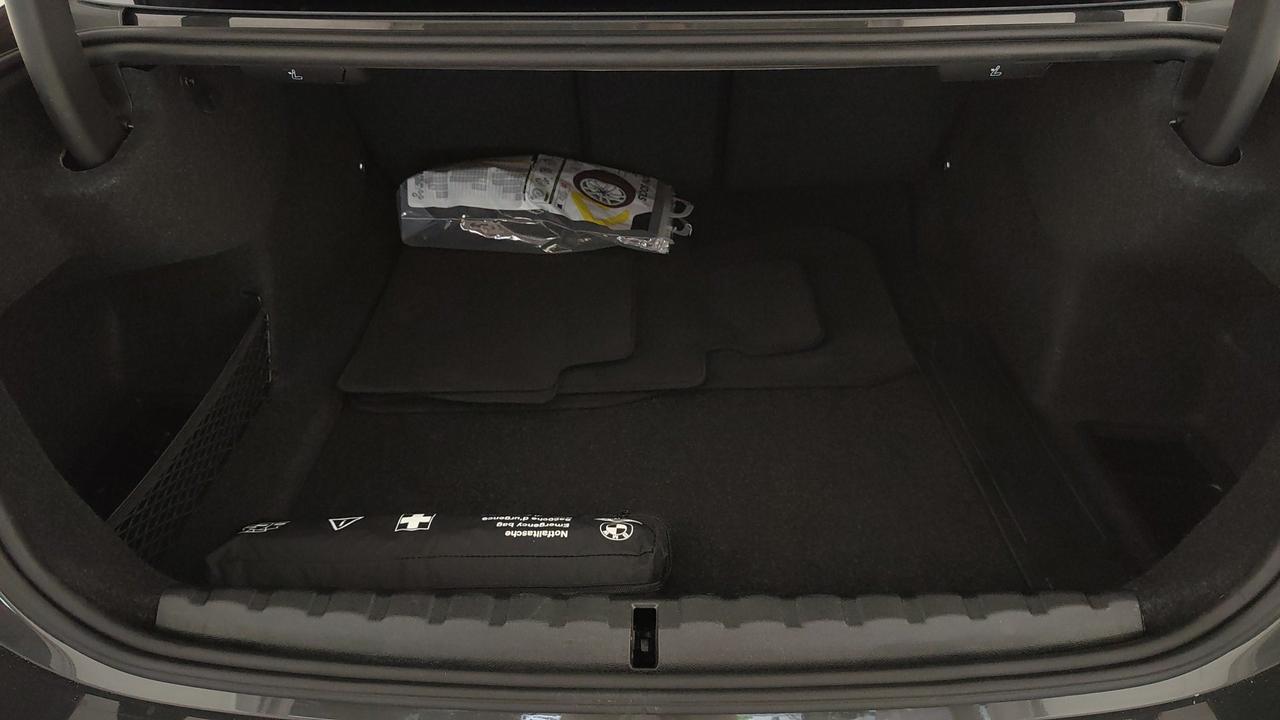 BMW Serie 4 G22 LCI 2024 Coupe - 420d Coupe mhev 48V xdrive MSport Pro auto