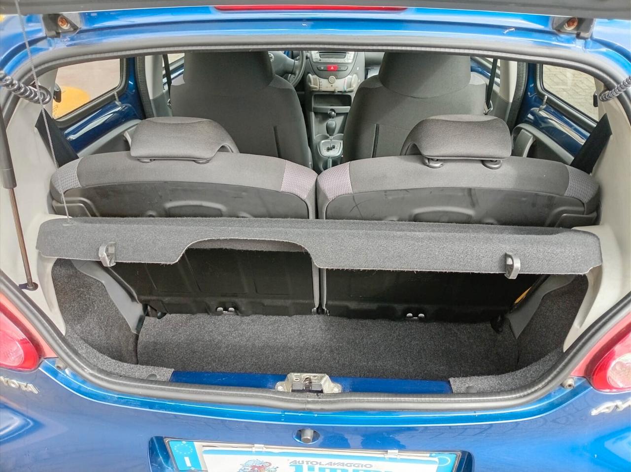 Toyota Aygo 1.0 12V VVT-i 5 porte Blue