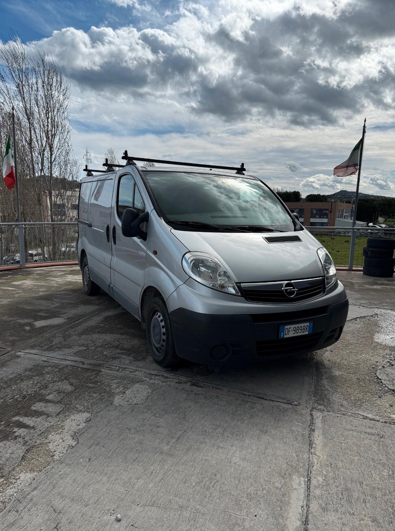 Opel Vivaro 27 2.0 CDTI PC-TN Furgone Vetrato