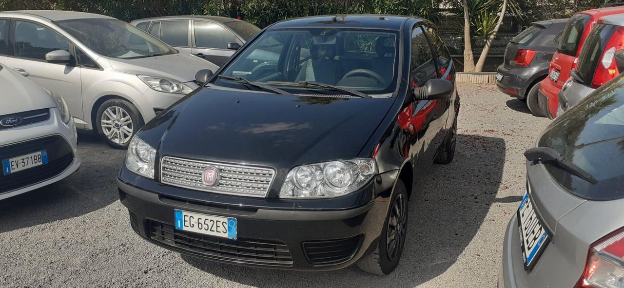 Fiat Punto 2010 - 1.2 benzina Lb automobili