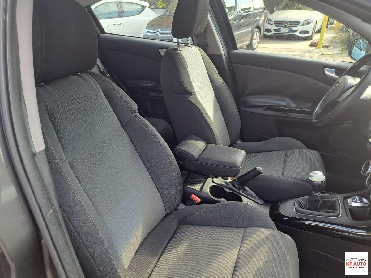 ALFA ROMEO - Giulietta - 1.6 JTDm-2 105 CV Distinctive