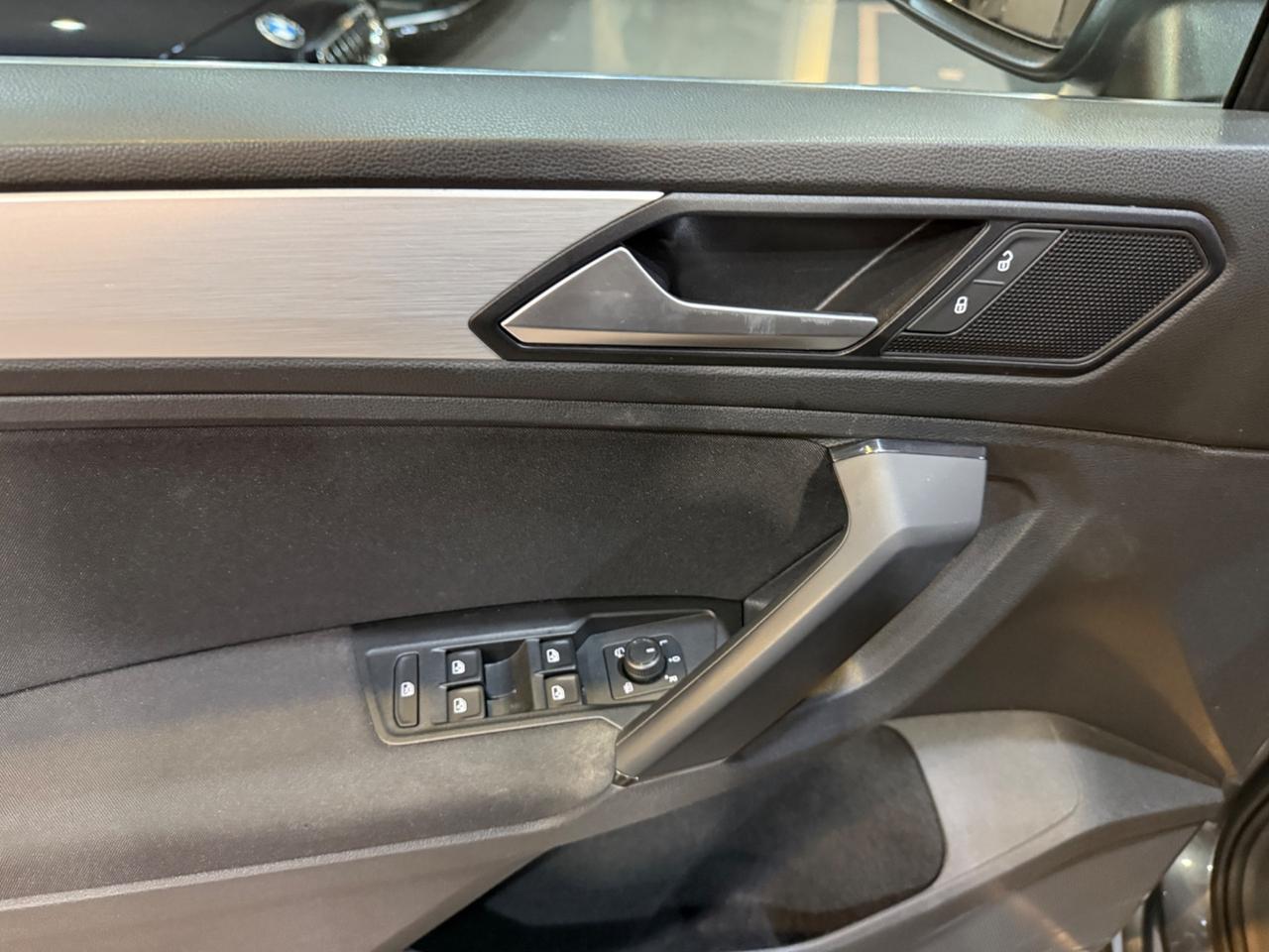 Volkswagen Tiguan 2.0 tdi Sport 150cv dsg 99.000 KM!!