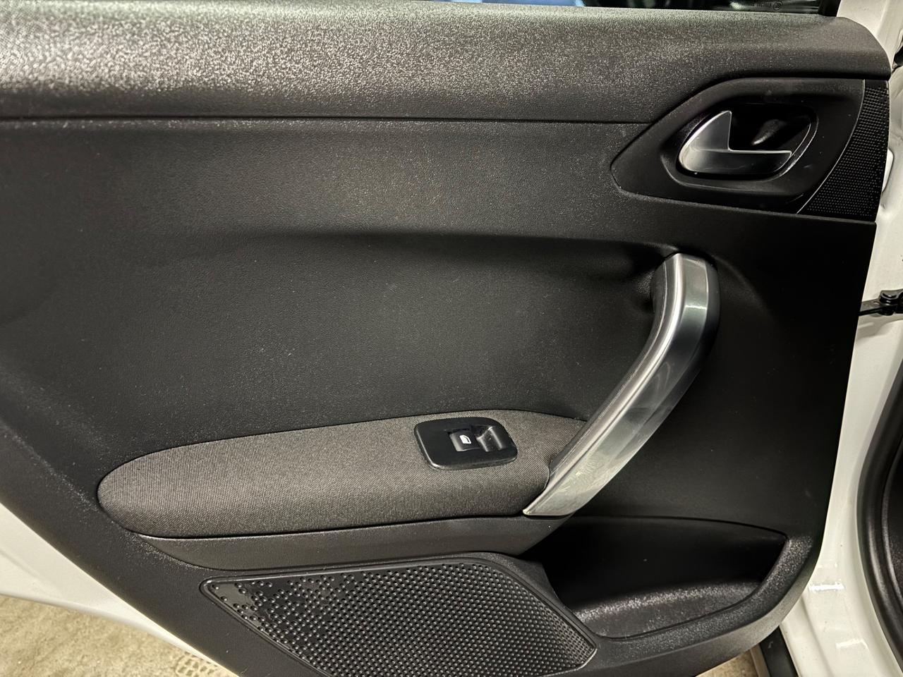 Peugeot 2008 1.2 B / GPL 2029 OK NEOPATENTATI Allure