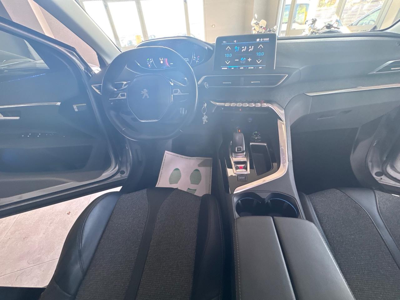 PEUGEOT 3008 MY2019 1.5 HDI 130CV AUTOMATICA CROSSWAY