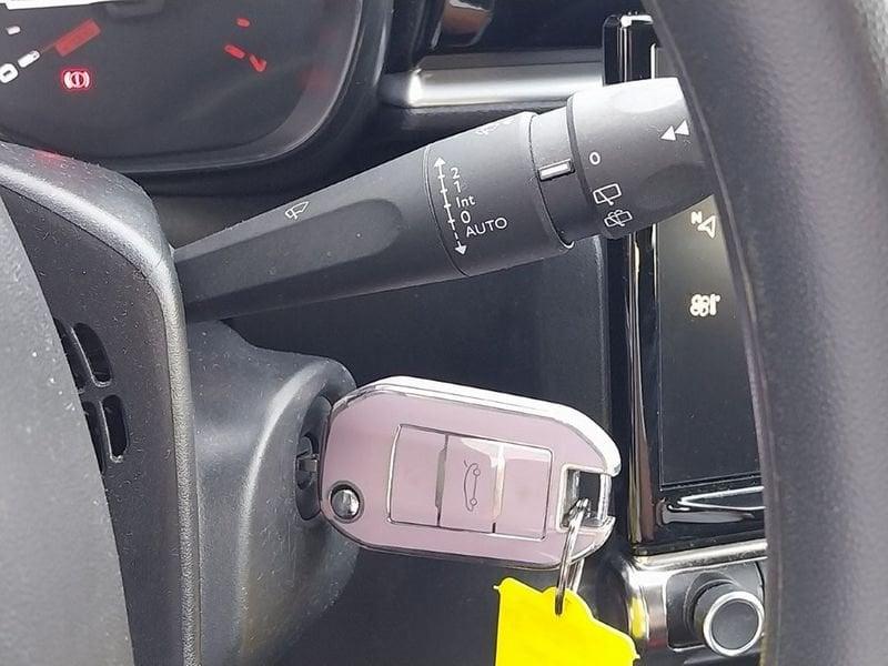 Citroën C3 III 2017 1.2 PureTech 83cv Shine S&S