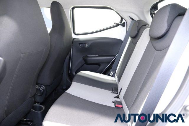 TOYOTA Aygo 1.0 VVT-i 69 CV 5 PORTE X-COOL TSS NEOPATENTATI