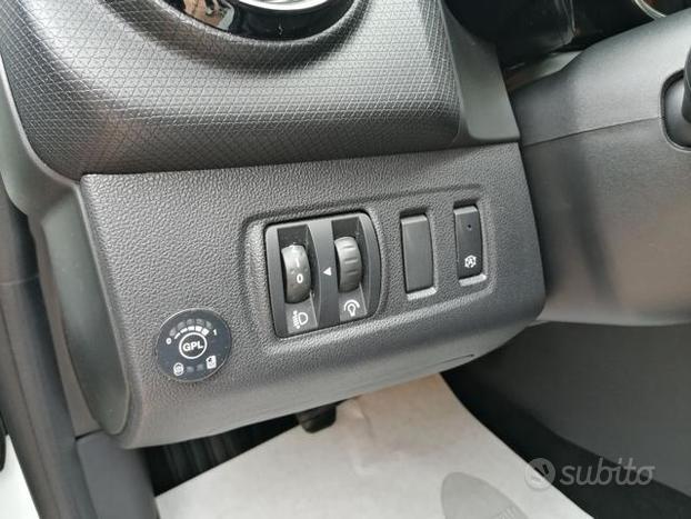RENAULT Clio TCe 12V 90 CV GPL 5 porte Life