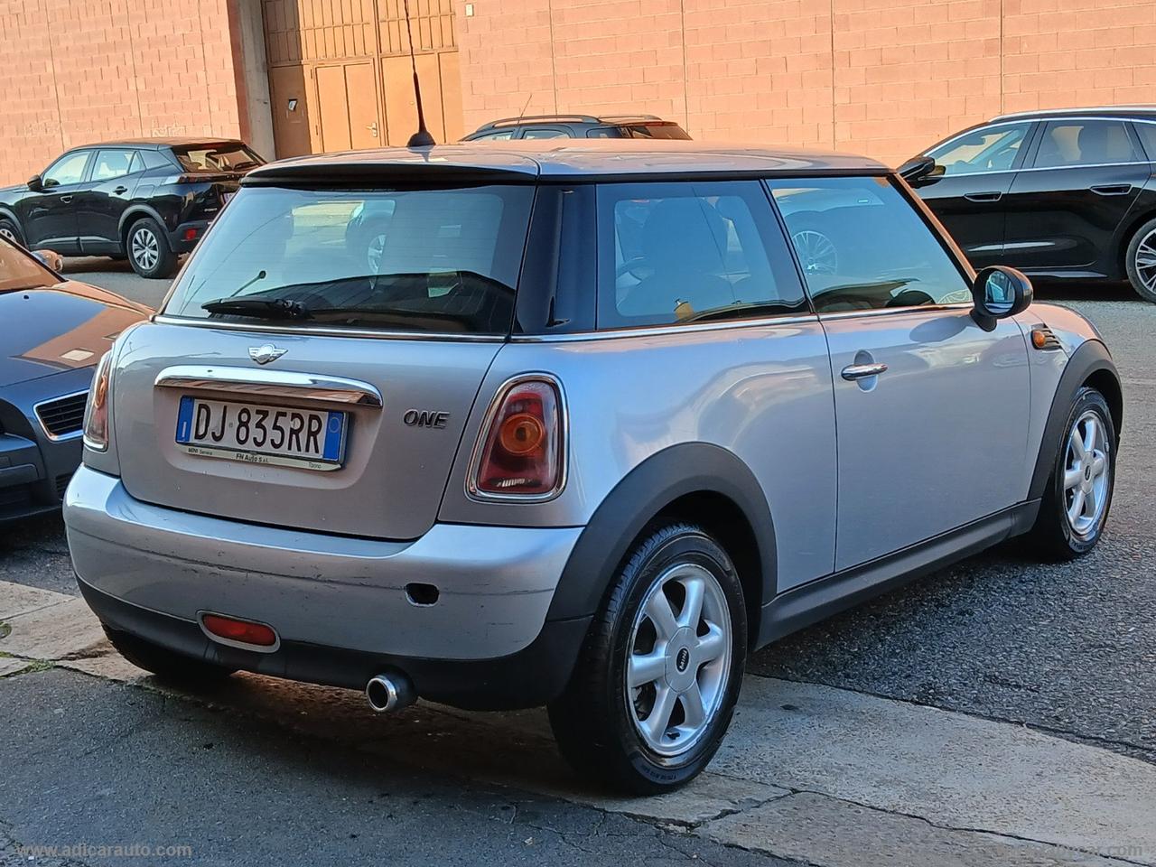 MINI Mini One