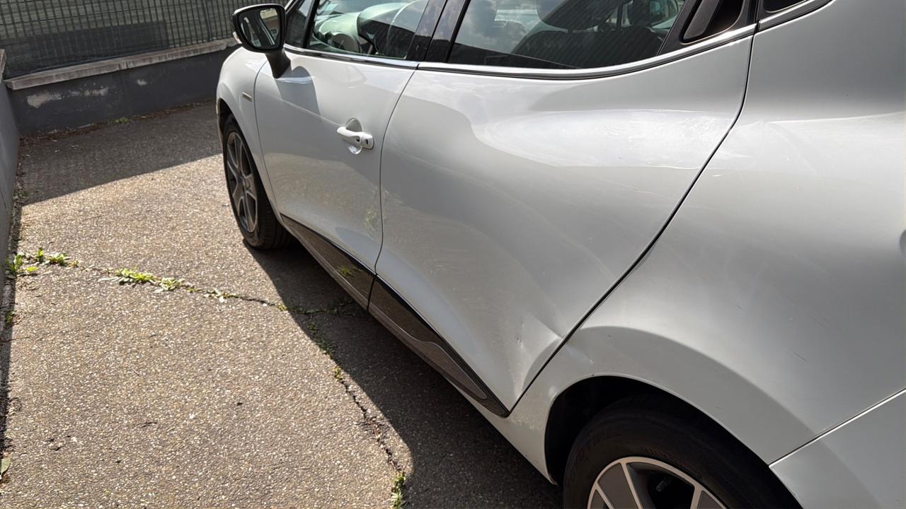 Renault Clio 0.9 TCe 12V 90CV 5 porte Costume National