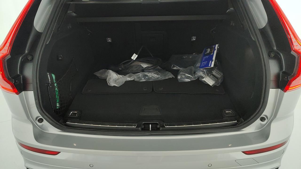 VOLVO XC60 2.0 t6 phev Plus Dark awd auto