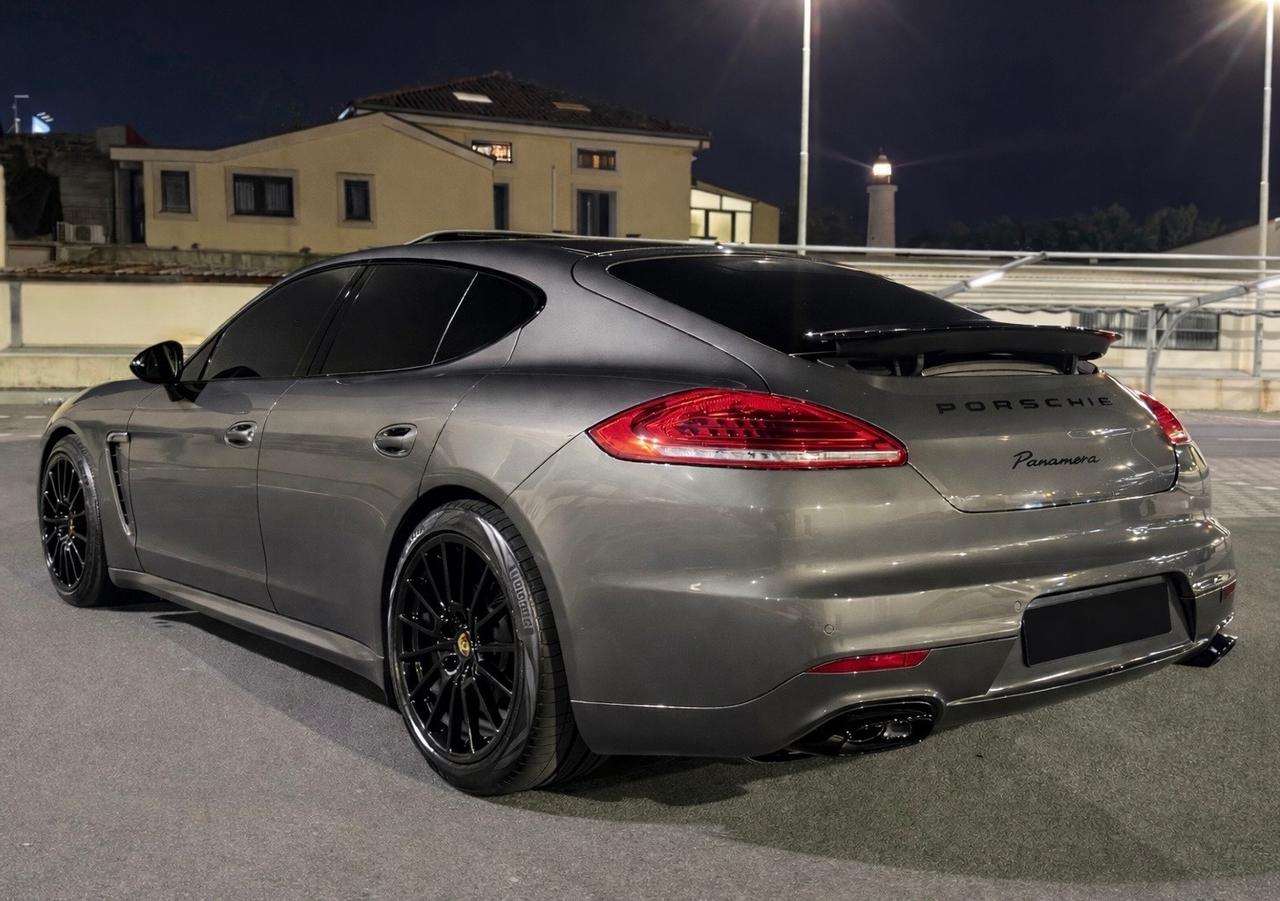 Porsche Panamera 3.0 Diesel 300cv IPERFULL Edition