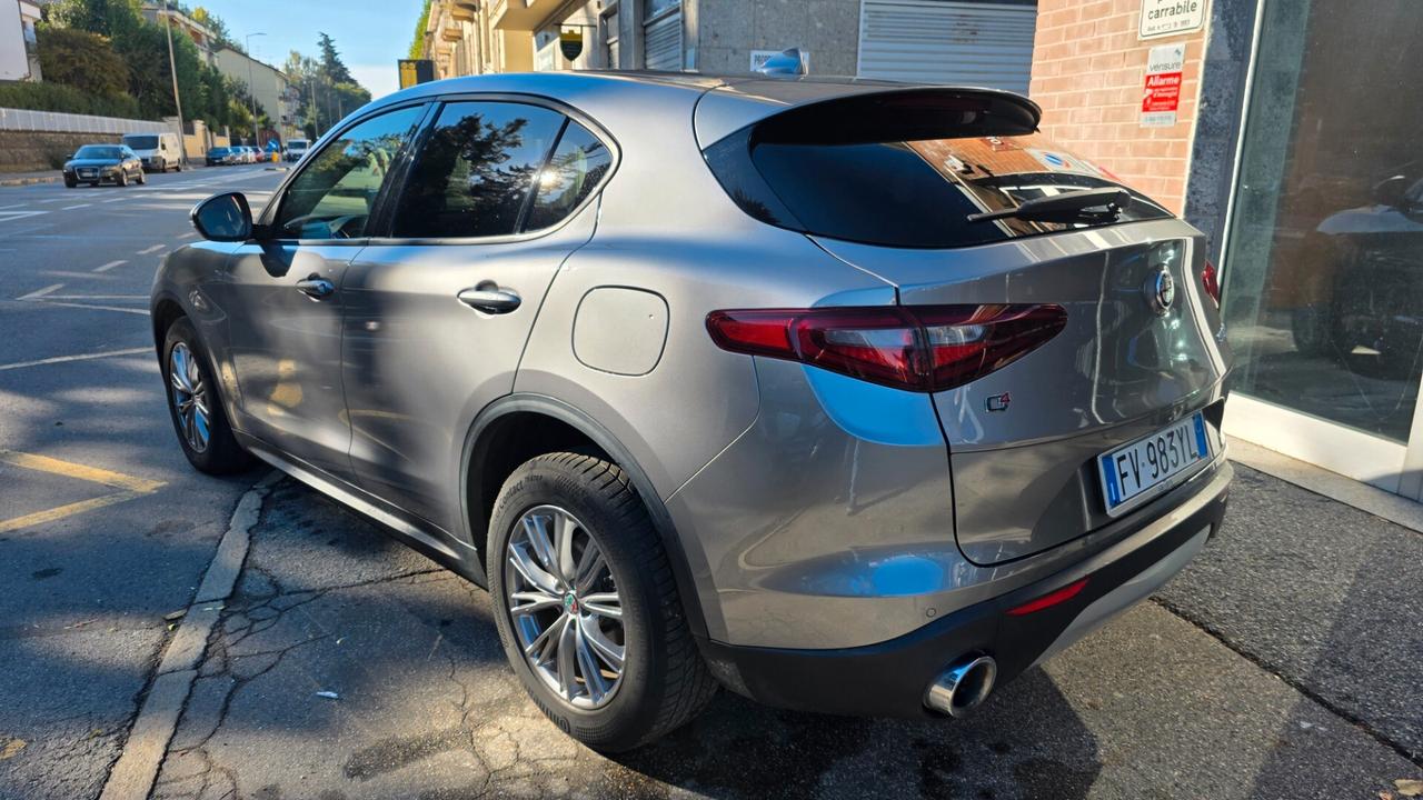 Alfa Romeo Stelvio 2.2 Turbodiesel 190 CV AT8 Q4 Business