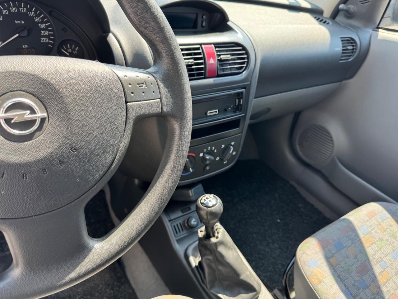 Opel Corsa 1.0i 12V cat 5 porte no clima