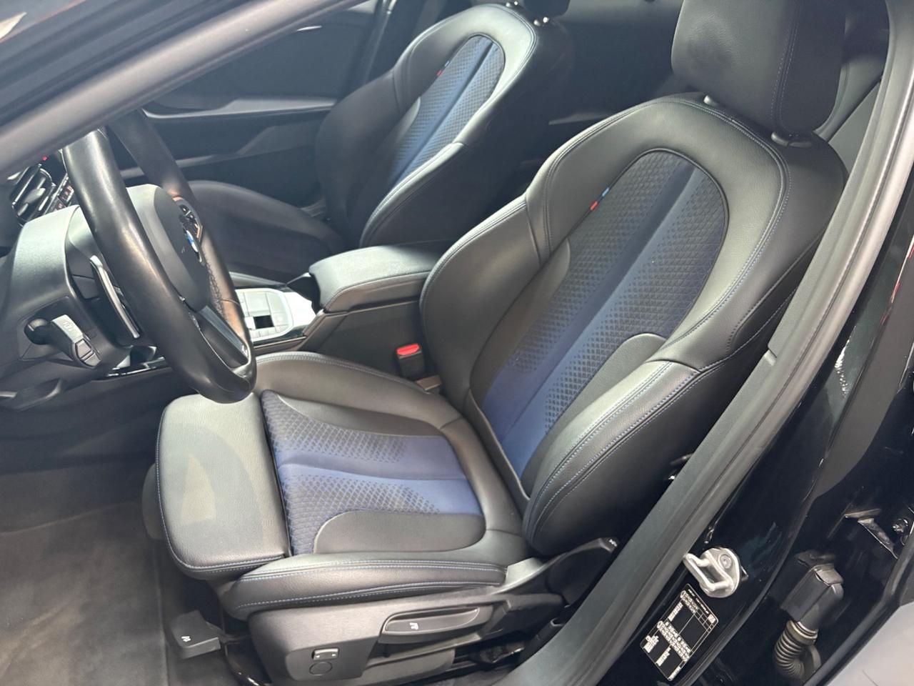 Bmw 118 120d xDrive 5p. Colorvision Edition