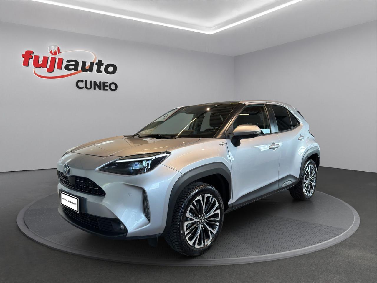 Toyota Yaris Cross 1.5h Lounge fwd 116cv e-cvt