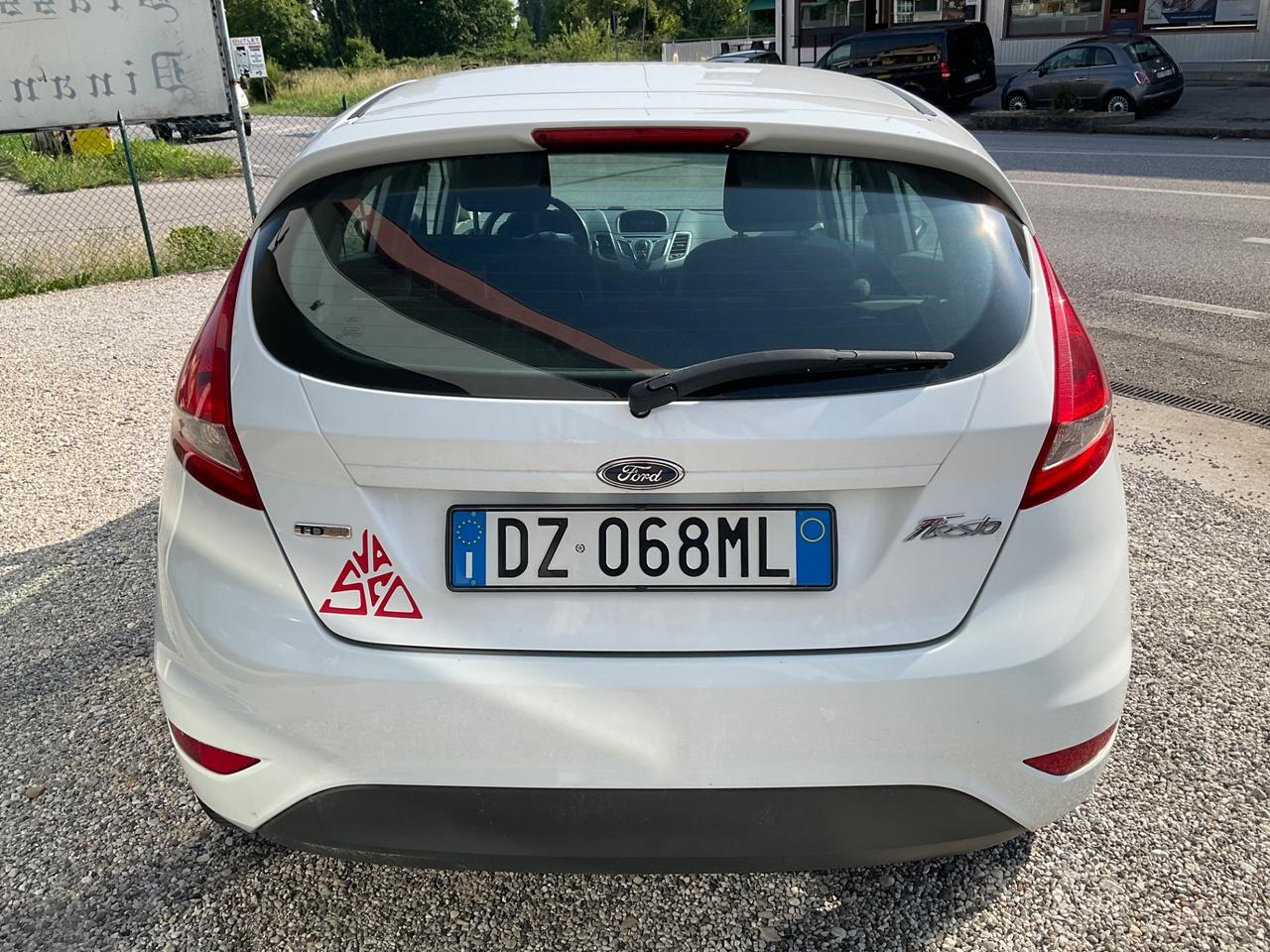 Ford Fiesta Fiesta+ 1.4 TDCi 68CV 5 porte