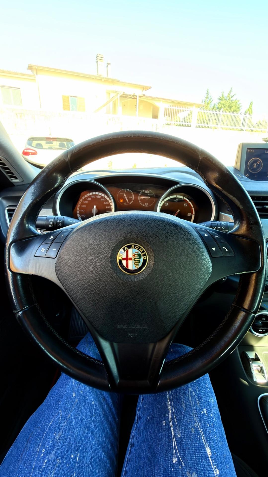 Alfa Romeo Giulietta 2.0 JTDm-2 140 CV Exclusive