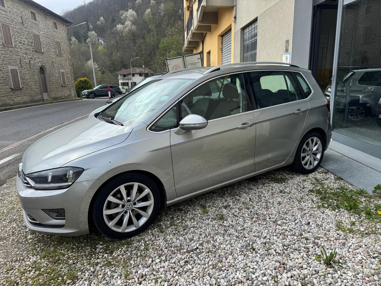 Volkswagen Golf Sportsvan Golf 1.6 TDI 110 CV 5p. Highline BlueMotion Technology