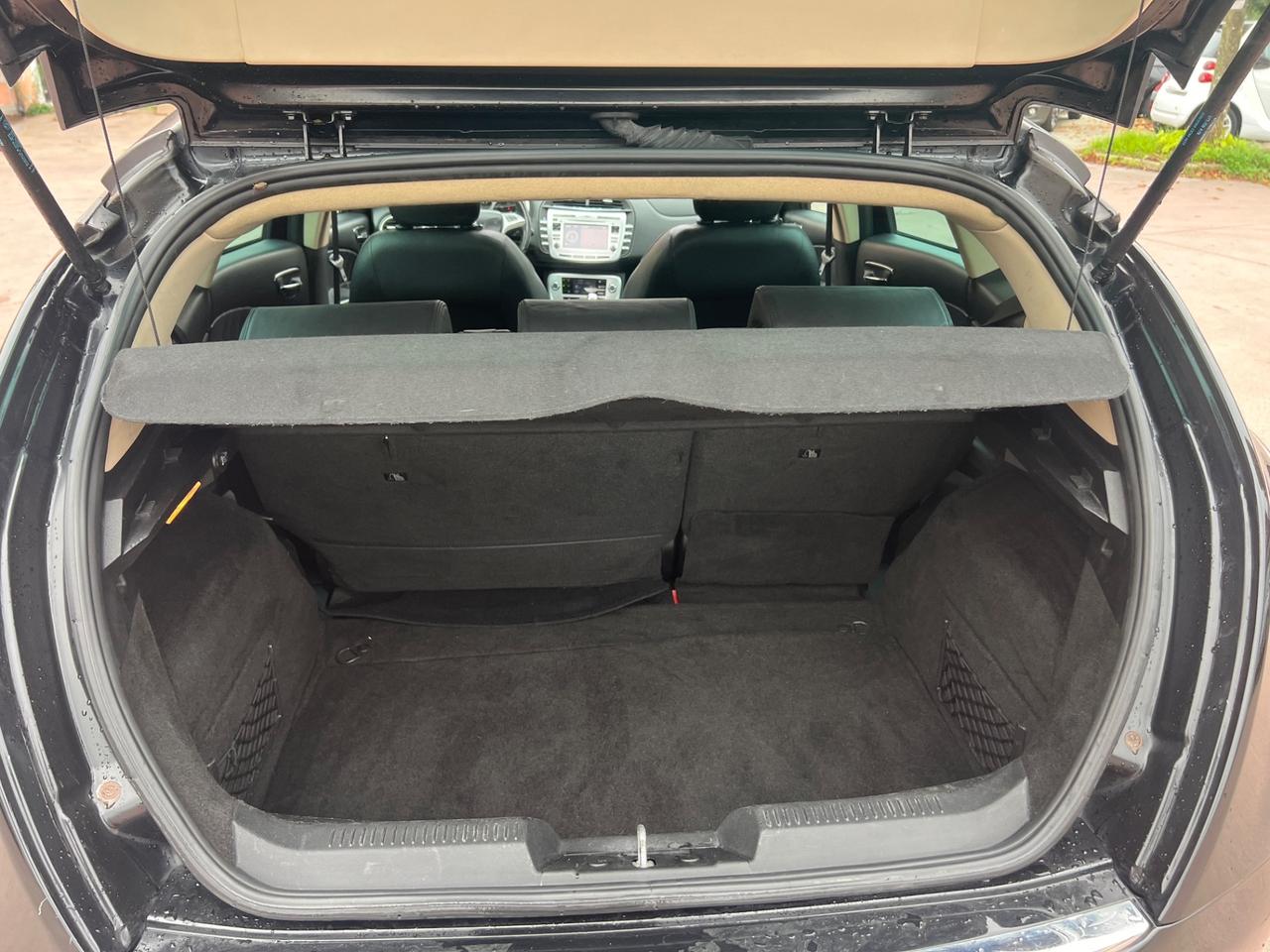 Lancia Delta 1.6 MJT DPF Platino