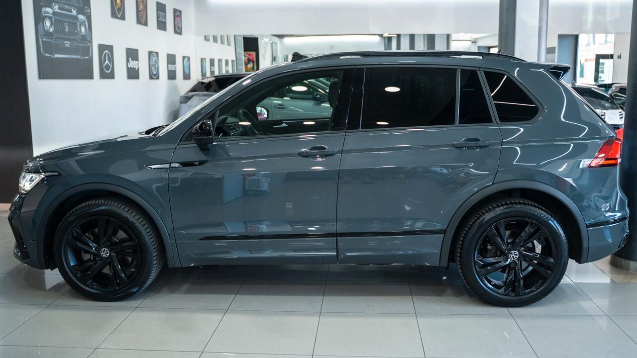 Volkswagen Tiguan 2.0 TDI 200 CV 2 X R LINE DSG 4MOTION SCR TETTO VIRTUAL CKT PACK LUCI XENO FULL OP