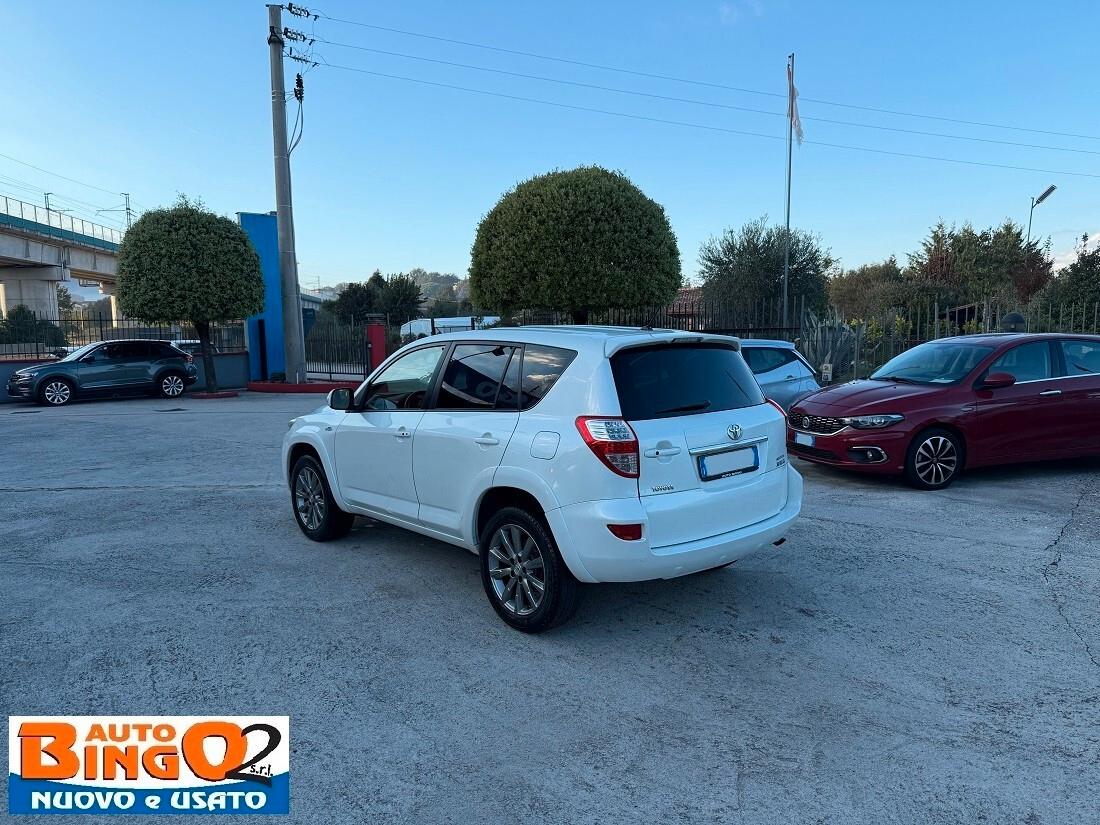 Toyota RAV 4 2.2D 150CV 5AUT 5P - 2012