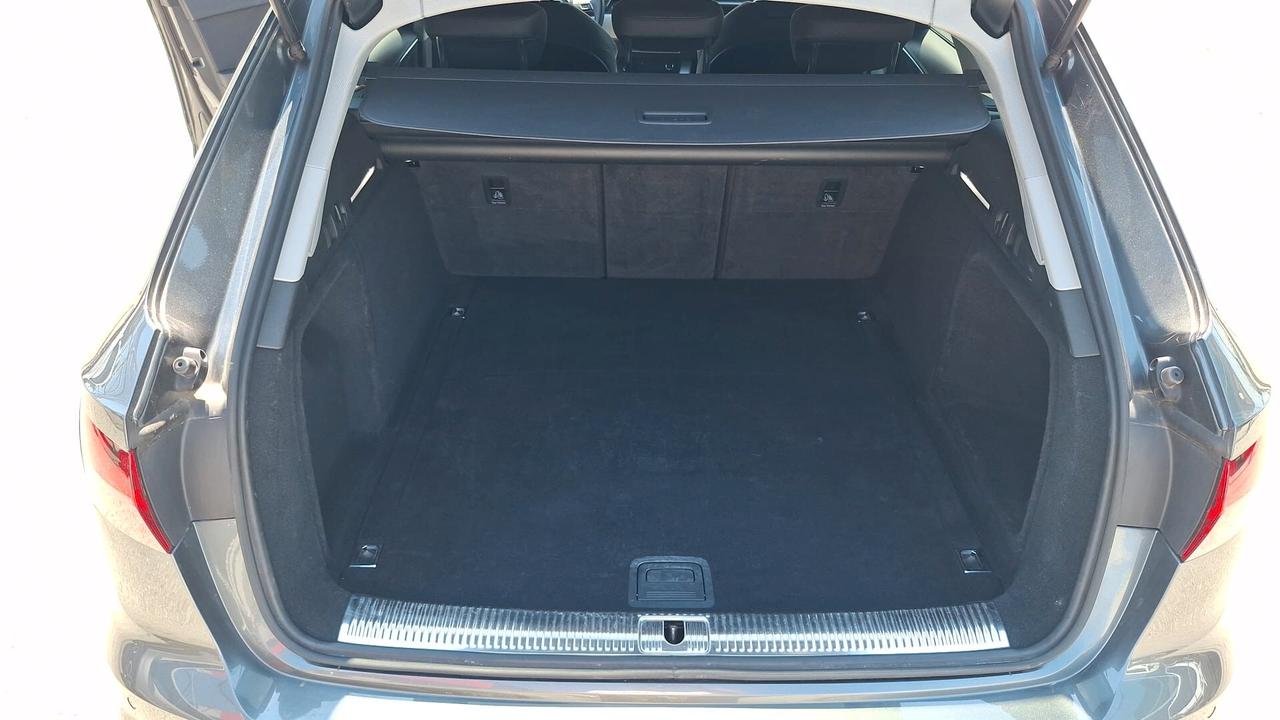 Audi A4 Avant 40 TDI S tronic line edition