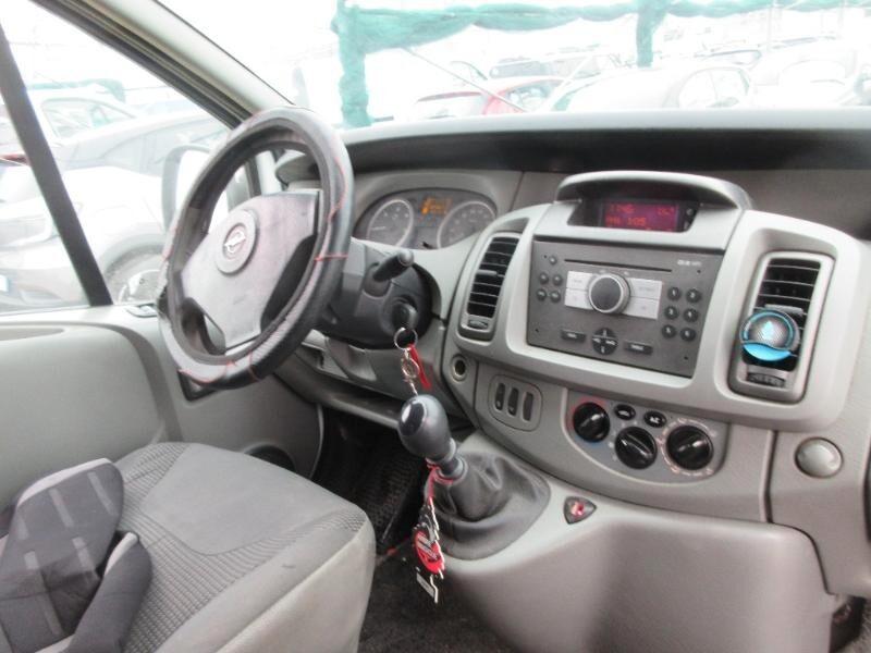 Opel Vivaro 27 2.0d 114cv L1H1