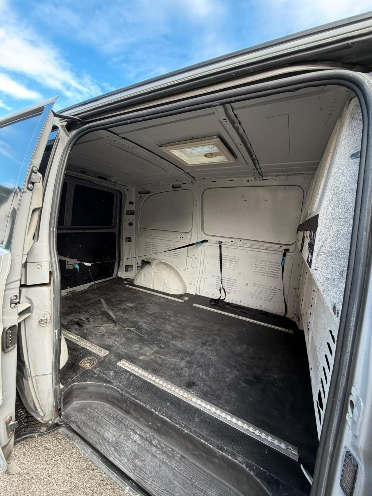 Mercedes-benz Vito 2.2 111 CDI Mixto Van
