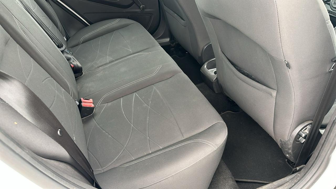 Ford Fiesta 1.5 TDCi 75CV 5 porte Black & White Edition