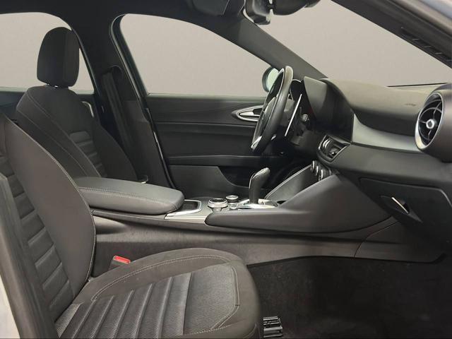 ALFA ROMEO Giulia 2.0 Turbo 280 CV AT8 AWD Q4 Sprint