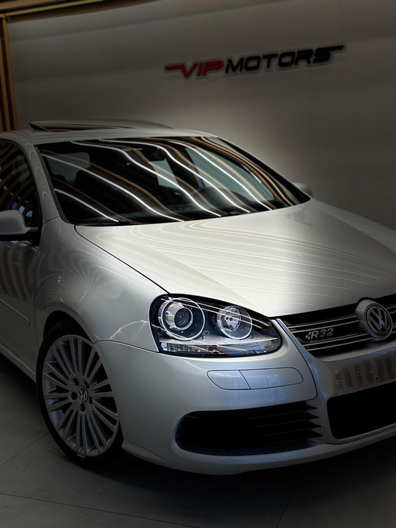 VOLKSWAGEN GOLF R32 5PORTE DSG PELLE TETTO 250CV PERMUTE FULL