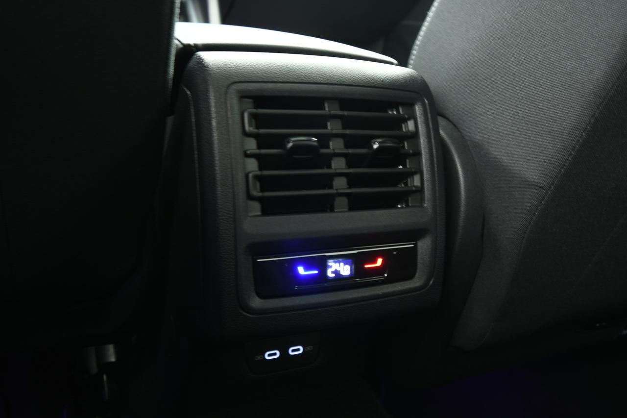 VOLKSWAGEN Golf 2.0 tdi Move 150cv dsg TETTO PANO+HEAD UP+CAMERA+ACC