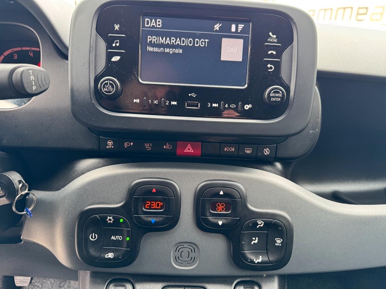 Fiat Panda 1.0 Lounge S&S Hybrid Red