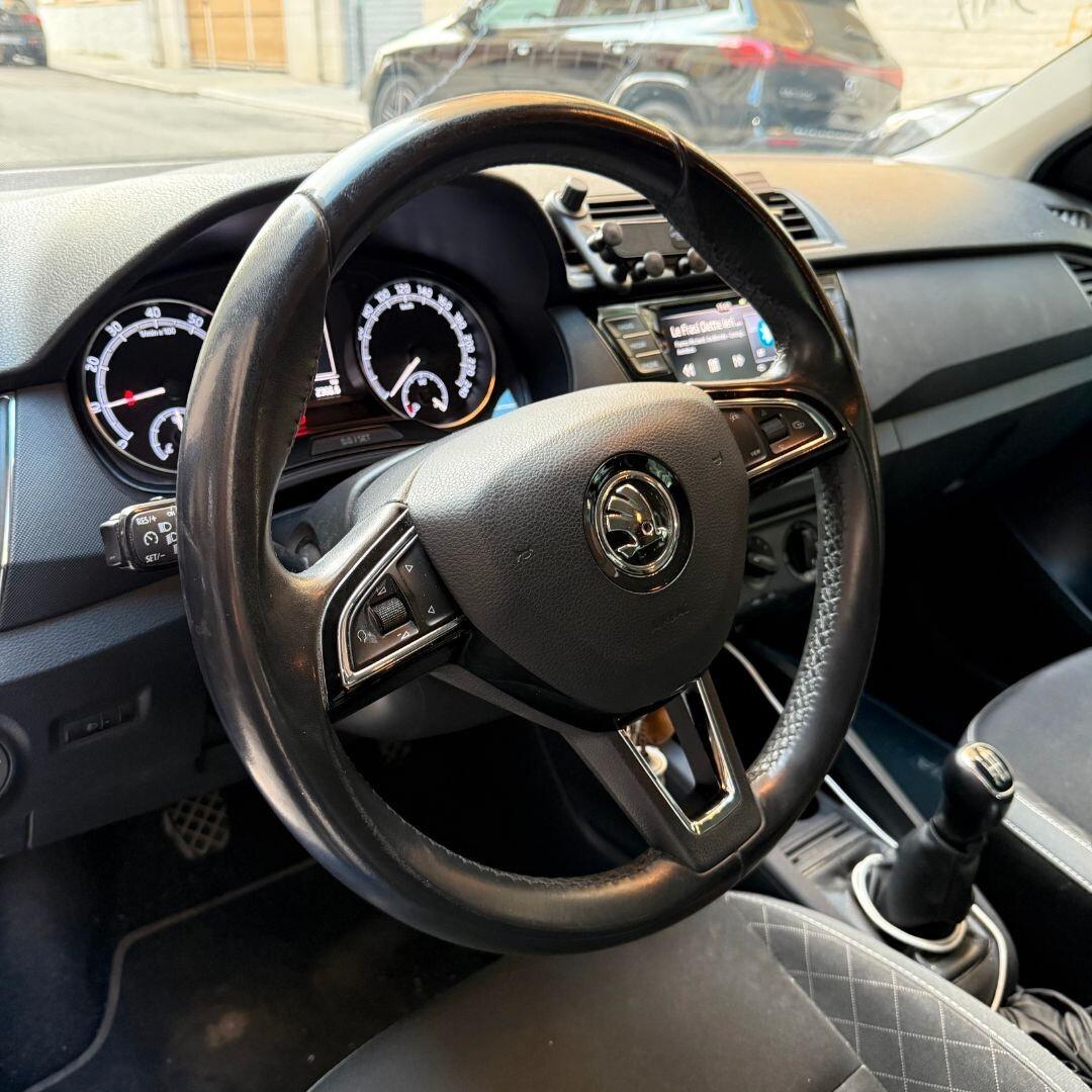 Skoda Fabia 1.0 TSI Twin Color Nero