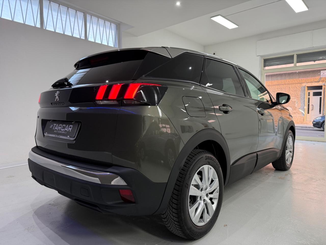 Peugeot 3008 BlueHDi 130 S&S EAT8 Business