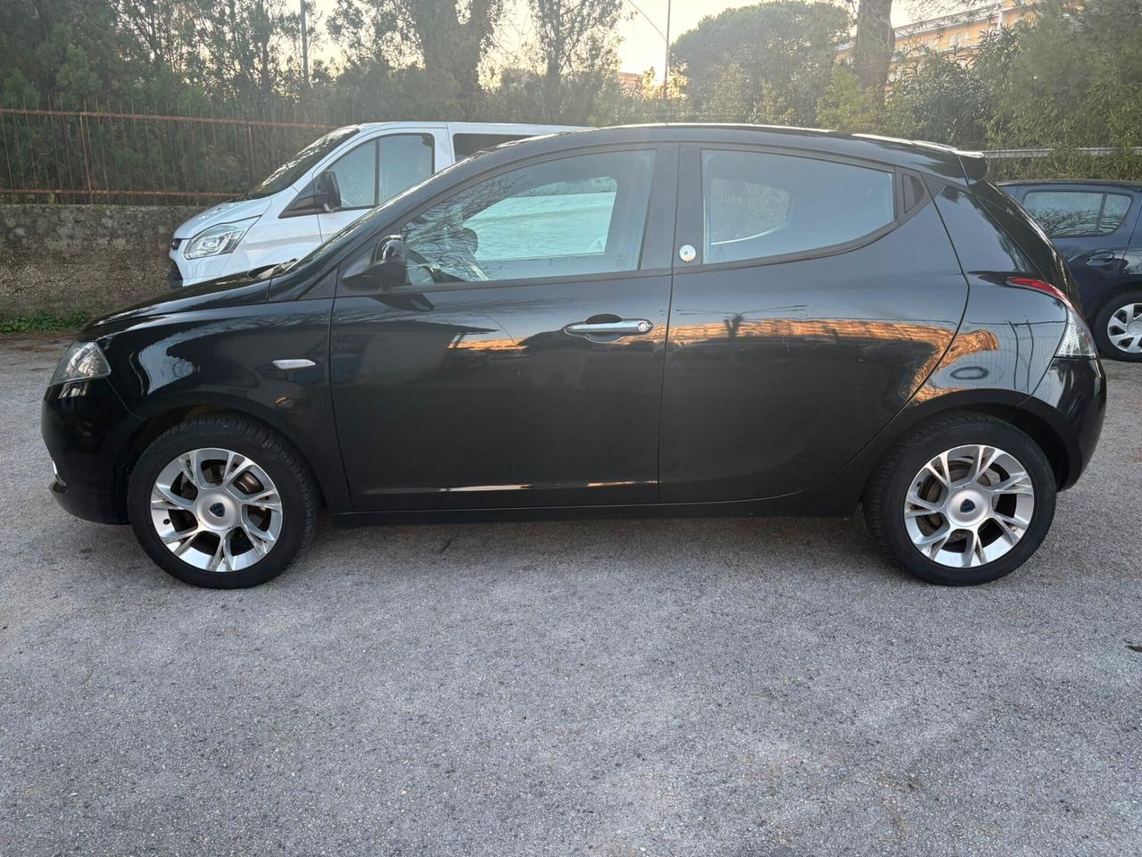 LANCIA YPSILON 1.2 GPL ECOCHIC Gold - 2015