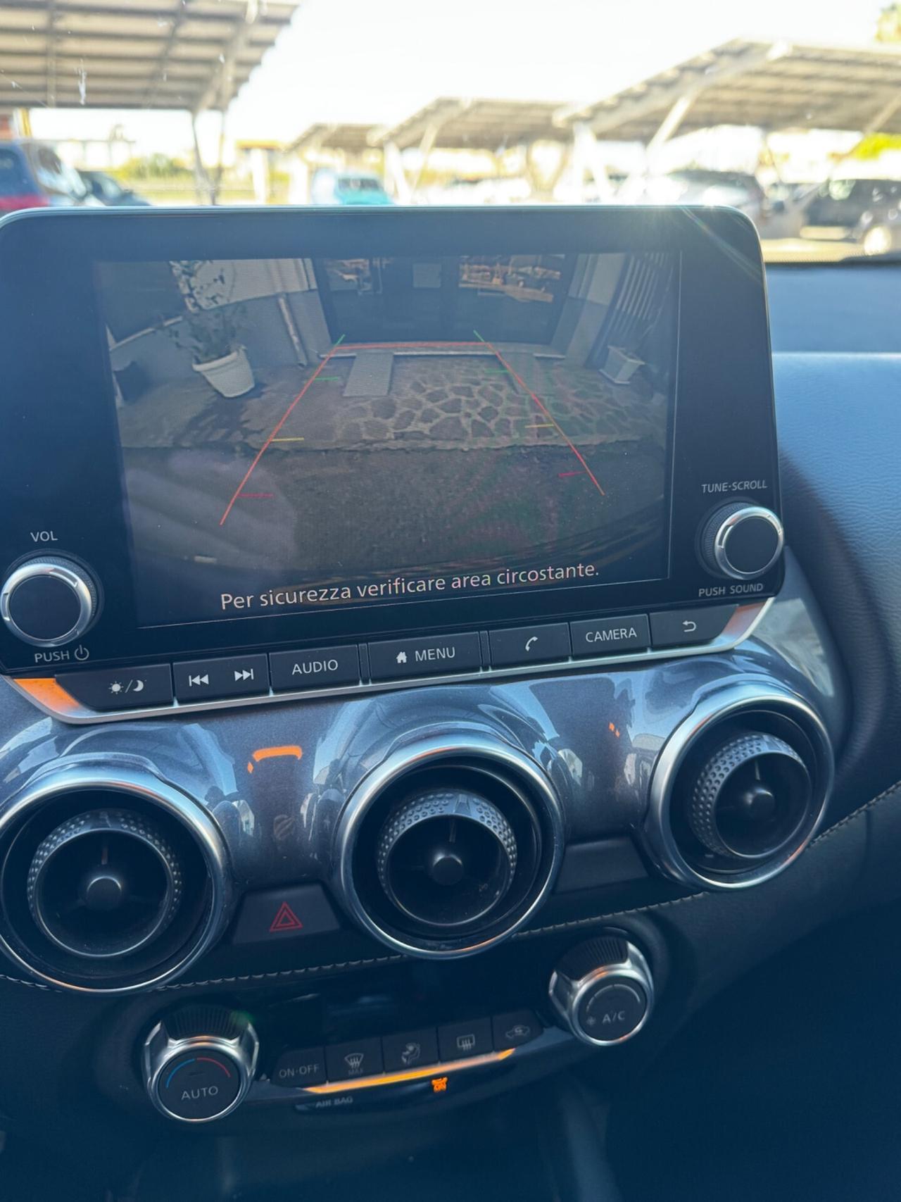 Nissan Juke 1.0 DIG-T 114 CV DCT N-Connecta