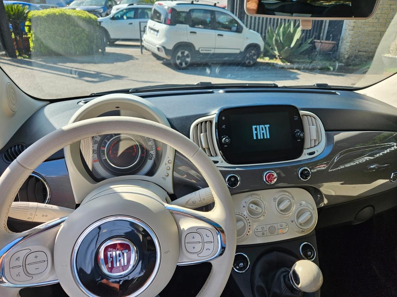 Fiat 500 1.0 Hybrid Dolcevita